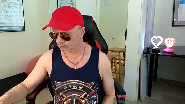 hotdadbod online show from January 15, 2025, 9:30 pm