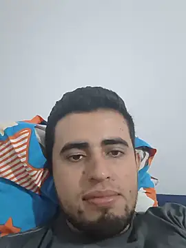 Alejo10051 online show from June 12, 2026, 8:41 pm