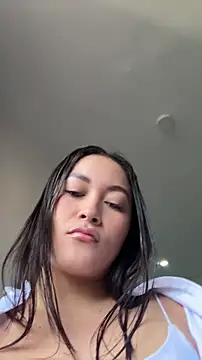 Tatiana123  online show from May 15, 2026, 7:21 pm