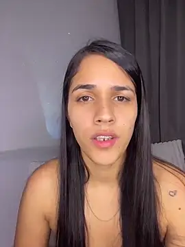 Isa steele online show from June 18, 2026, 4:57 am