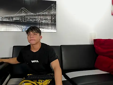 rocco gym online show from June 5, 2026, 8:03 pm