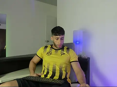 Snapshot of gato_pascal chatting on June 8, 2026, 7:58 pm gato pascal online show from June 8, 2026, 7:58 pm