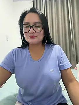 Snapshot of rousee69_ chatting on June 21, 2026, 2:47 am rousee69 online show from June 21, 2026, 2:47 am