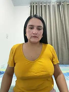 Snapshot of rousee69_ chatting on June 26, 2026, 11:53 pm rousee69 online show from June 26, 2026, 11:53 pm