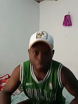 Javimoreno92 online show from May 18, 2026, 7:31 pm