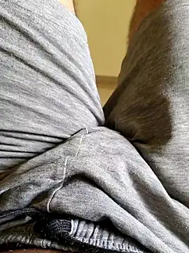 1Horny Boy1 online show from May 15, 2026, 4:52 am