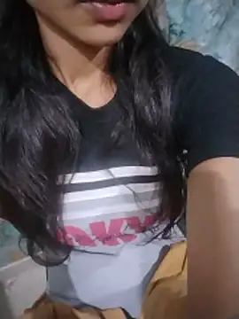 Snapshot of neha_singh0 chatting on June 3, 2026, 5:07 pm neha singh0 online show from June 3, 2026, 5:07 pm