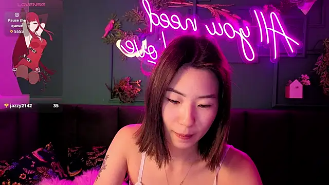 Snapshot of Runi_Asian chatting on June 20, 2026, 1:30 am Runi Asian online show from June 20, 2026, 1:30 am