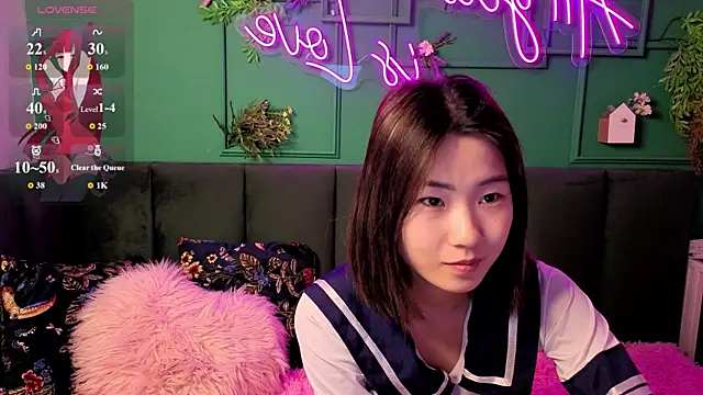 Snapshot of Runi_Asian chatting on June 30, 2026, 1:28 am Runi Asian online show from June 30, 2026, 1:28 am