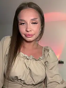 Snapshot of BeautyBella_ chatting on June 13, 2026, 3:32 pm BeautyBella online show from June 13, 2026, 3:32 pm