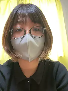 yuna chan1 online show from June 3, 2026, 1:41 am