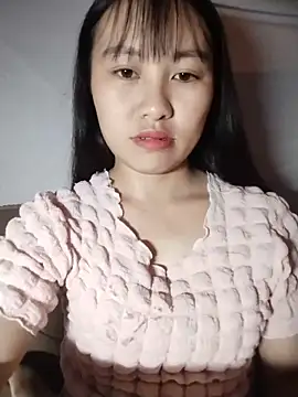 Snapshot of Cherry-squirtt chatting on July 2, 2026, 8:09 am Cherry-squirtt online show from July 2, 2026, 8:09 am