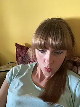 Snapshot of Kamilochka29511 chatting on July 15, 2026, 1:49 pm Kamilochka29511 online show from July 15, 2026, 1:49 pm