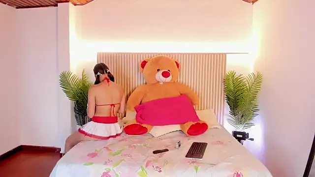Milu blossom online show from June 16, 2026, 12:52 pm