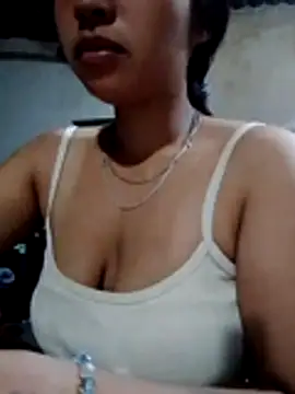 Snapshot of Mirra-a chatting on June 29, 2026, 11:49 pm Mirra-a online show from June 29, 2026, 11:49 pm
