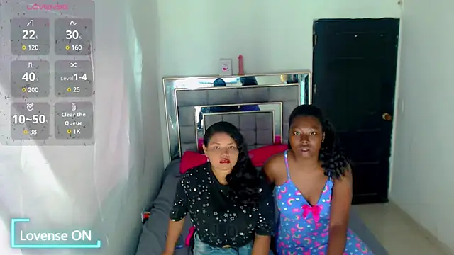 sexy duo girl online show from July 3, 2026, 8:26 pm