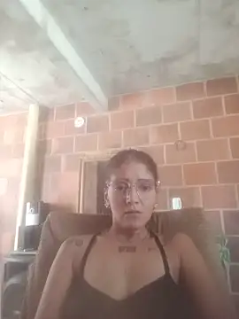 Snapshot of PamelaLiam chatting on May 26, 2026, 4:25 pm PamelaLiam online show from May 26, 2026, 4:25 pm