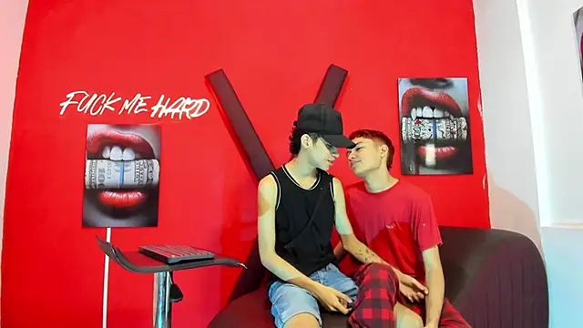 KING LOVERS1 online show from May 17, 2026, 7:28 am