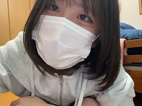 miniminimo o online show from May 26, 2026, 3:24 am
