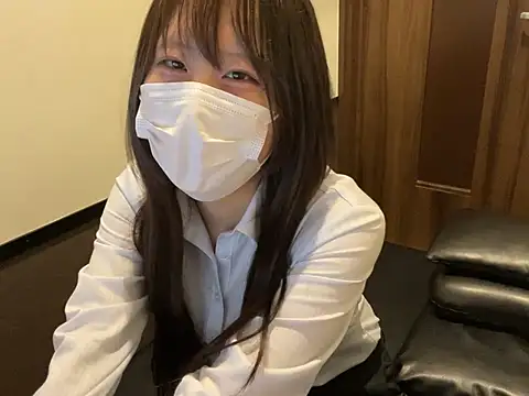 miniminimo o online show from June 15, 2026, 10:17 am