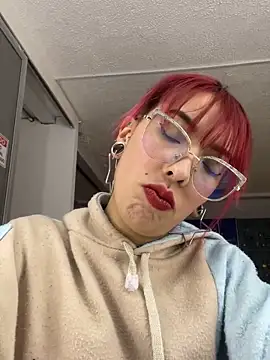 Snapshot of MeraSecretXXX chatting on June 6, 2026, 12:21 pm MeraSecretXXX online show from June 6, 2026, 12:21 pm