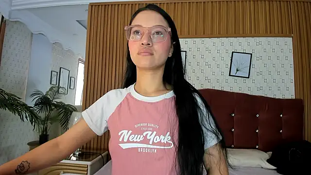 Snapshot of SophiieCalloway1 chatting on June 30, 2026, 3:13 pm SophiieCalloway1 online show from June 30, 2026, 3:13 pm