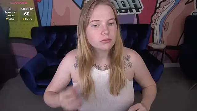 NikkyReyyy online show from June 18, 2026, 5:41 am