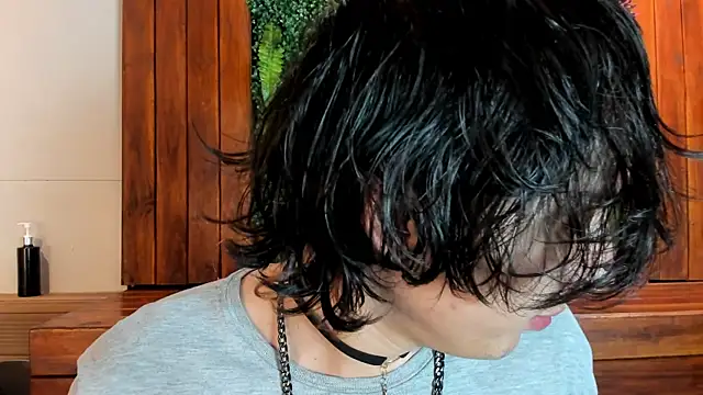Snapshot of Brunodeluca_ chatting on July 3, 2026, 8:37 pm Brunodeluca online show from July 3, 2026, 8:37 pm