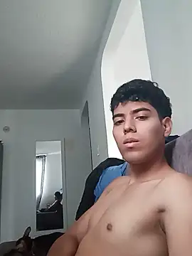 Snapshot of fercho_2311 chatting on June 6, 2026, 4:55 pm fercho 2311 online show from June 6, 2026, 4:55 pm
