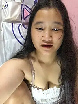 Ninaa01 online show from May 22, 2026, 2:55 pm