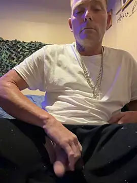 Tboyy6969 online show from July 18, 2026, 5:11 am