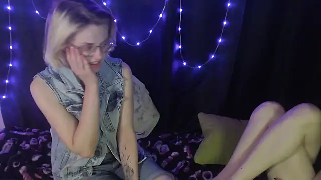   Freya    online show from May 26, 2026, 12:23 pm