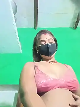 Snapshot of Rachnaaapkijaan78 chatting on July 2, 2026, 4:13 pm Rachnaaapkijaan78 online show from July 2, 2026, 4:13 pm