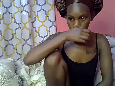 Snapshot of Pretty_boo01 chatting on June 9, 2026, 10:49 am Pretty boo01 online show from June 9, 2026, 10:49 am