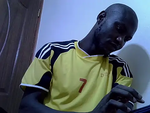 Snapshot of BBC_SEXY chatting on June 18, 2026, 8:13 pm BBC SEXY online show from June 18, 2026, 8:13 pm