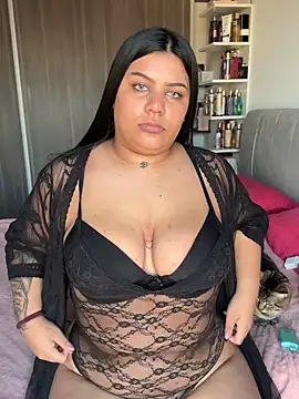 Snapshot of CharlotteFoxx3 chatting on May 21, 2026, 8:05 pm CharlotteFoxx3 online show from May 21, 2026, 8:05 pm