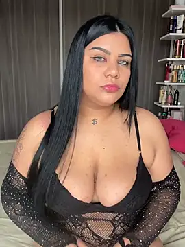 Snapshot of CharlotteFoxx3 chatting on June 1, 2026, 7:04 pm CharlotteFoxx3 online show from June 1, 2026, 7:04 pm