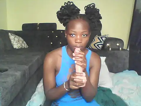 Snapshot of hot_chocolate222 chatting on June 4, 2026, 3:56 am hot chocolate222 online show from June 4, 2026, 3:56 am