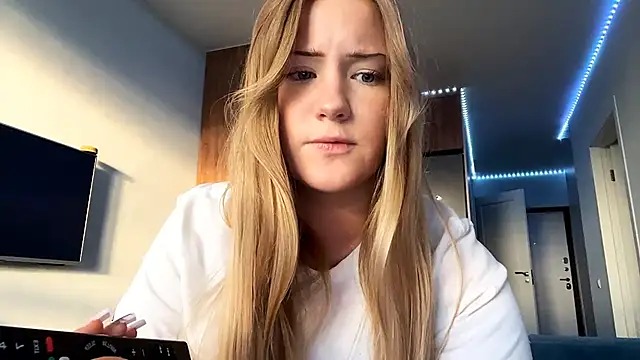 Snapshot of Lisi_Kiss_ chatting on June 7, 2026, 5:06 pm Lisi Kiss online show from June 7, 2026, 5:06 pm