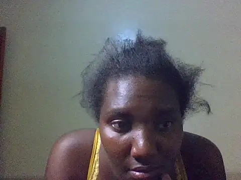 evalyne01 online show from May 23, 2026, 7:29 pm