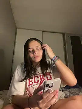 Snapshot of delilahraebaby chatting on July 6, 2026, 7:05 am delilahraebaby online show from July 6, 2026, 7:05 am