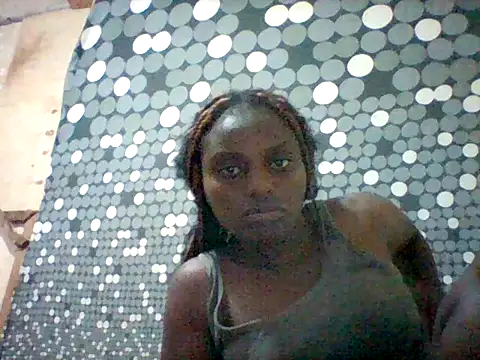 Snapshot of liligal chatting on June 18, 2026, 8:57 pm liligal online show from June 18, 2026, 8:57 pm