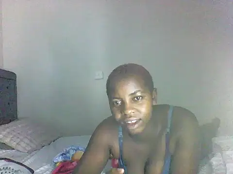 Snapshot of Freaky_Bigass chatting on May 28, 2026, 7:55 pm Freaky Bigass online show from May 28, 2026, 7:55 pm