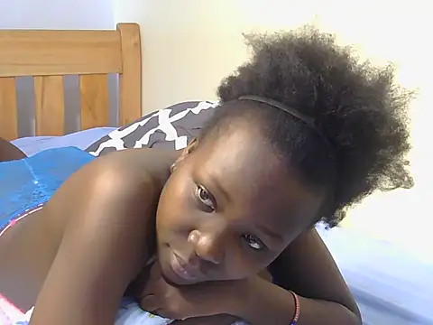 Snapshot of tessy_kitty chatting on May 21, 2026, 8:43 am tessy kitty online show from May 21, 2026, 8:43 am