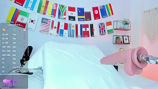 valeryy moon online show from June 27, 2026, 2:12 pm
