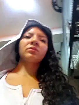 Bella Jane hot online show from May 22, 2026, 12:18 am