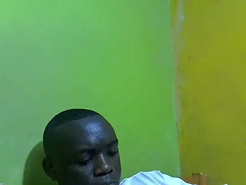EbonyTjay online show from May 16, 2026, 5:37 am