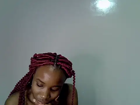 Snapshot of lee_shaz chatting on July 1, 2026, 8:08 pm lee shaz online show from July 1, 2026, 8:08 pm