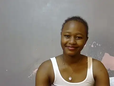 Snapshot of Petite_Ebony10 chatting on June 19, 2026, 9:29 pm Petite Ebony10 online show from June 19, 2026, 9:29 pm
