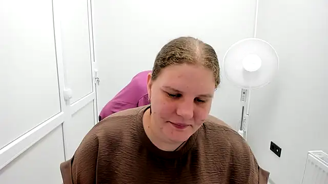 Snapshot of Bella_shyy_ chatting on July 11, 2026, 1:25 pm Bella shyy online show from July 11, 2026, 1:25 pm